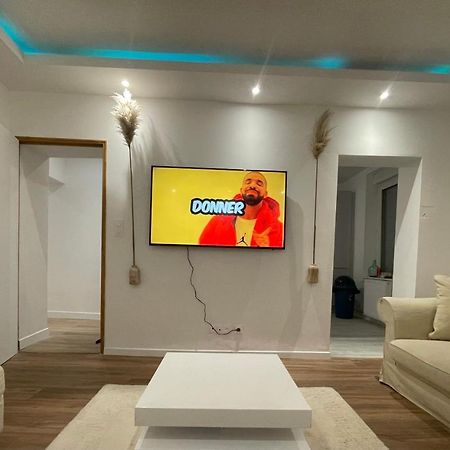 Coockooning Led Apartment Yutz Екстериор снимка